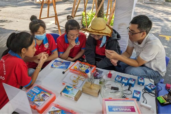 Hình ảnh tại 5 ngày trải nghiệm STEM ở TP. HCM