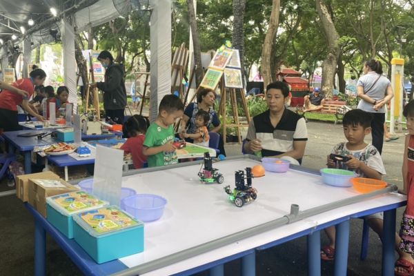 Hình ảnh tại 5 ngày trải nghiệm STEM ở TP. HCM
