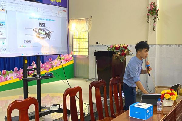 OhStem tập huấn STEM tại Đồng Tháp