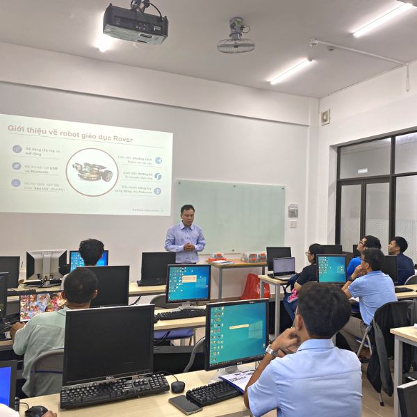 Khóa học tại Đại học Bách khoa Tp. HCM