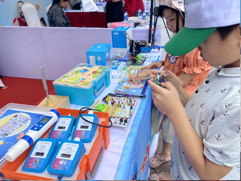 Trải nghiệm kit lập trình Game - Gamekit