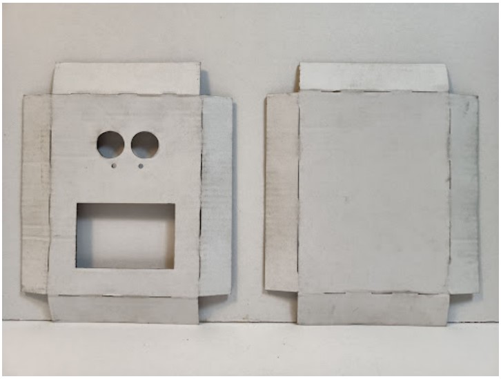  Cắt bìa Carton