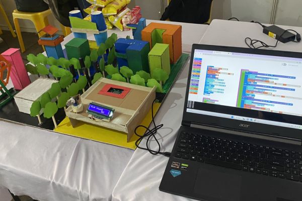 sản phẩm STEM Tiểu học chủ đề Smart City