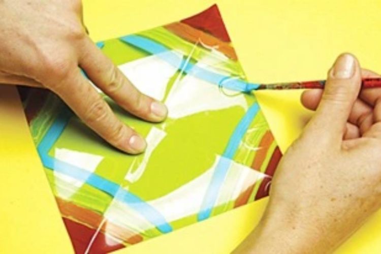 Trang trí chai nhựa thành sản phẩm STEM