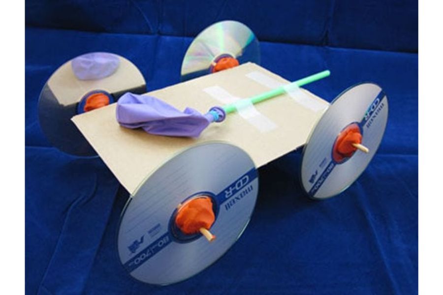 Sản phẩm STEM Tiểu học xe tự chế