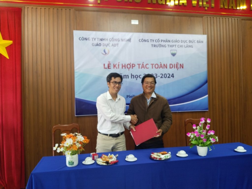 OhStem hợp tác với trường THPT Chi Lăng (Gia Lai) 
