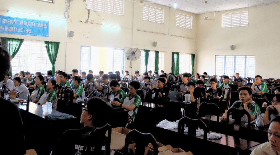 Tập huấn và thi đấu Robocon với robot ORC K3 do OhStem sản xuất tại Cần Thơ