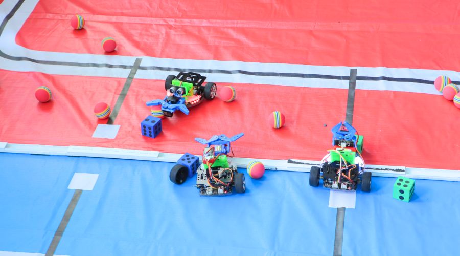 Hội thi Liên hoan CLB với robot ORC K3 tại Củ Chi